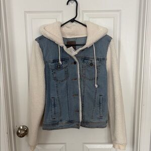 Denim and Cream Sherpa-Lined Women's Jacket